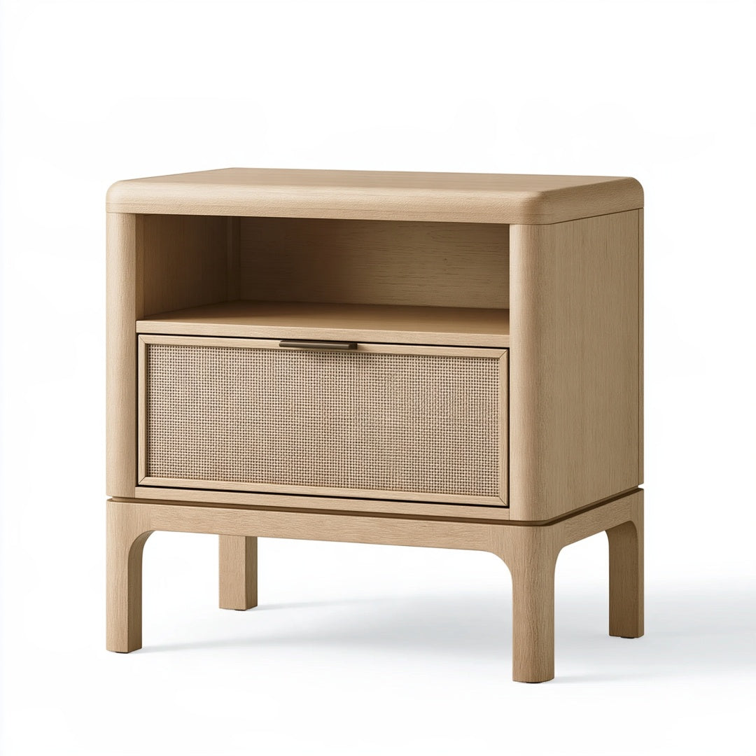 Comodino in legno naturale Ulmordiq con anta intrecciata, dimensioni 50x40x60 cm, stile moderno.